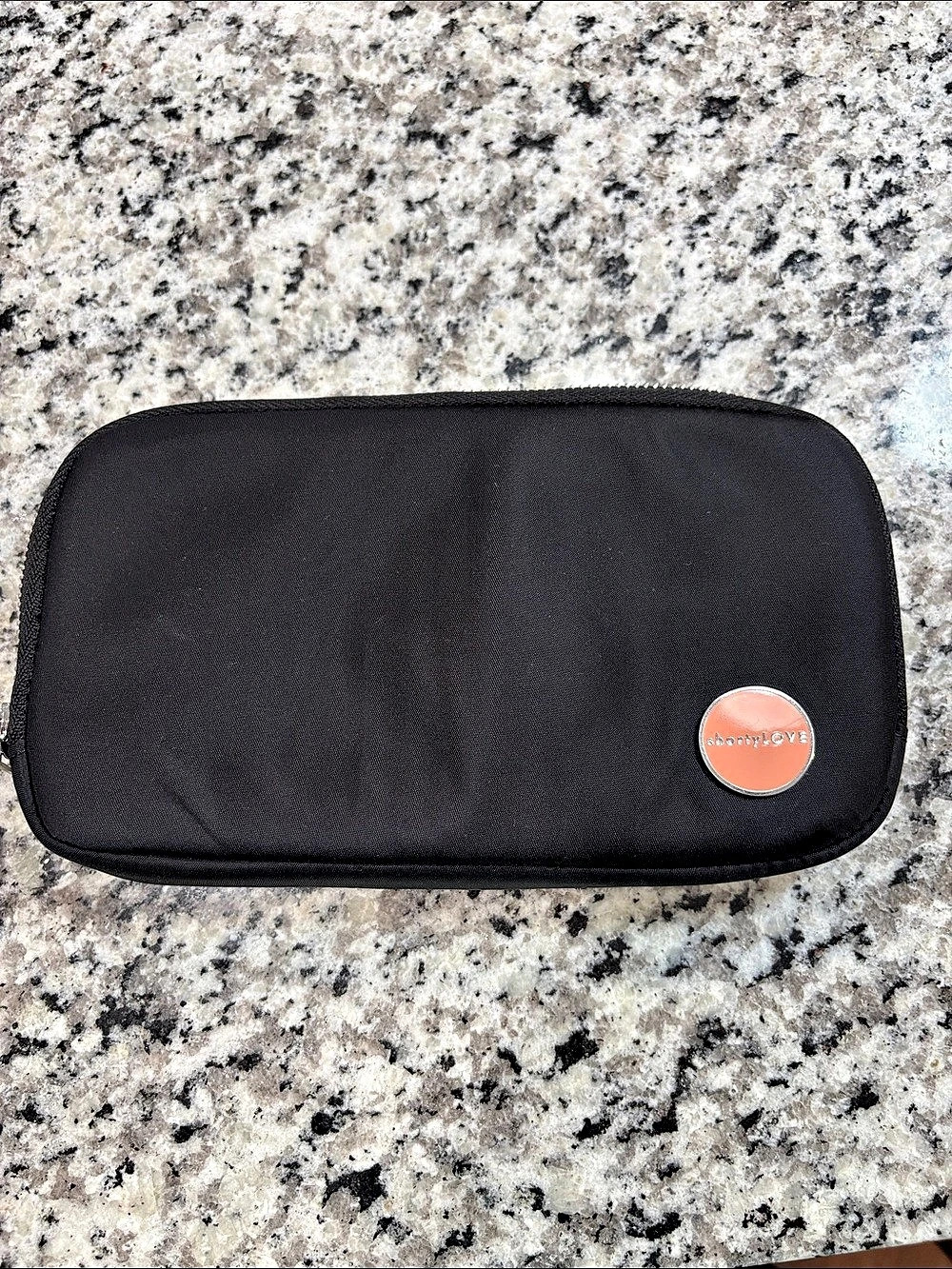 ShortyLOVE Jetty Wallet with Zip in Black & Pink Like New shorty love